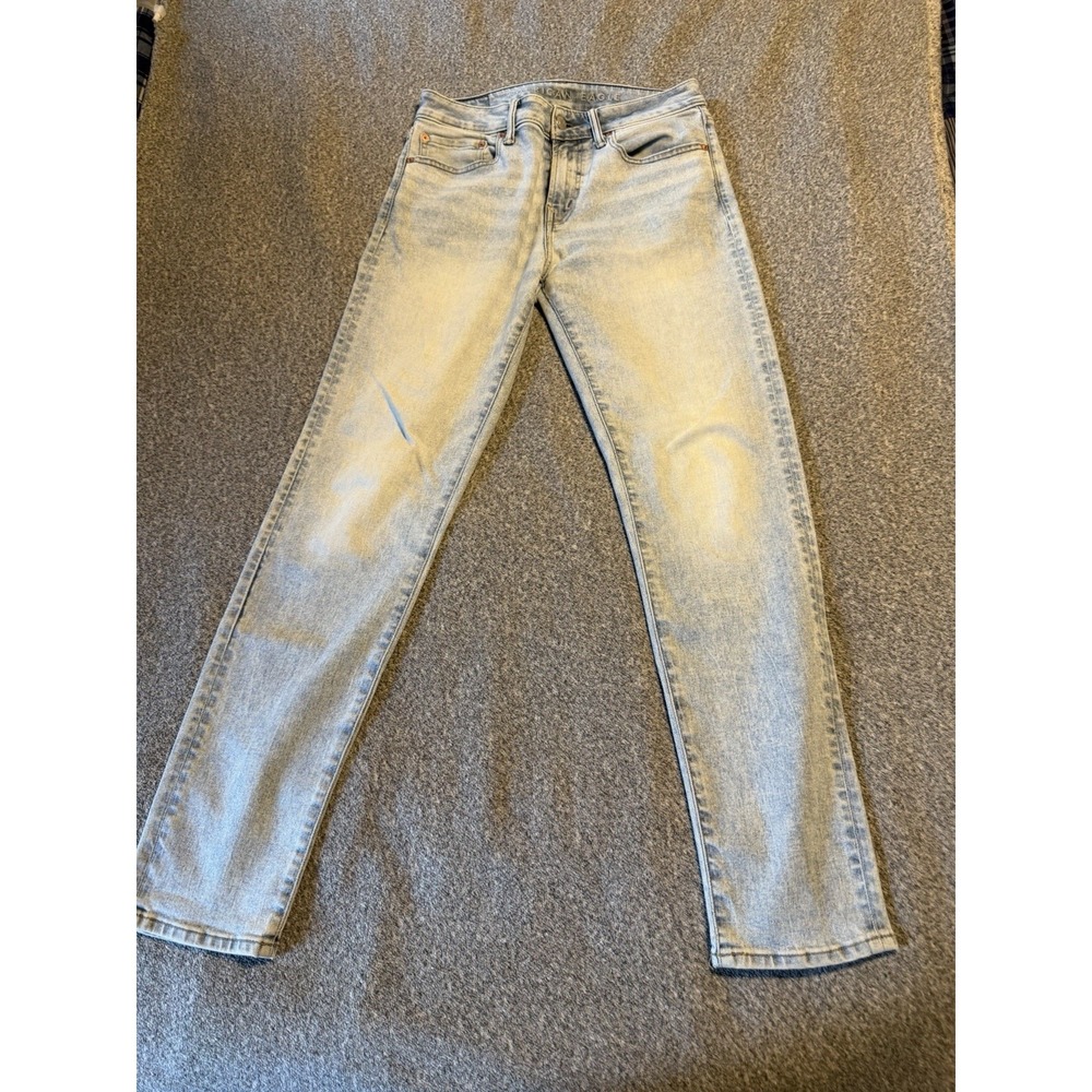 American Eagle AirFlex+ Light Wash Elastane Athletic Straight Jeans Size 30x32
